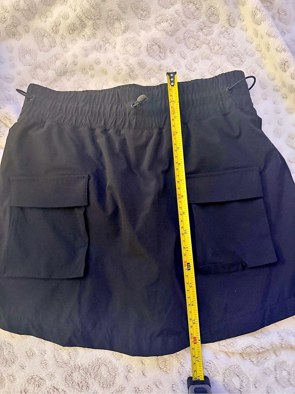 mono b Athletic Shorts in Black Large Like New